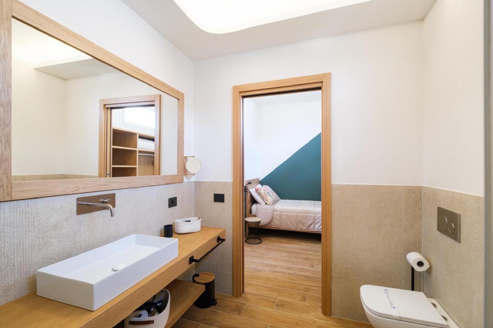 In Centro Da Carlotta Hotel Олбия Екстериор снимка