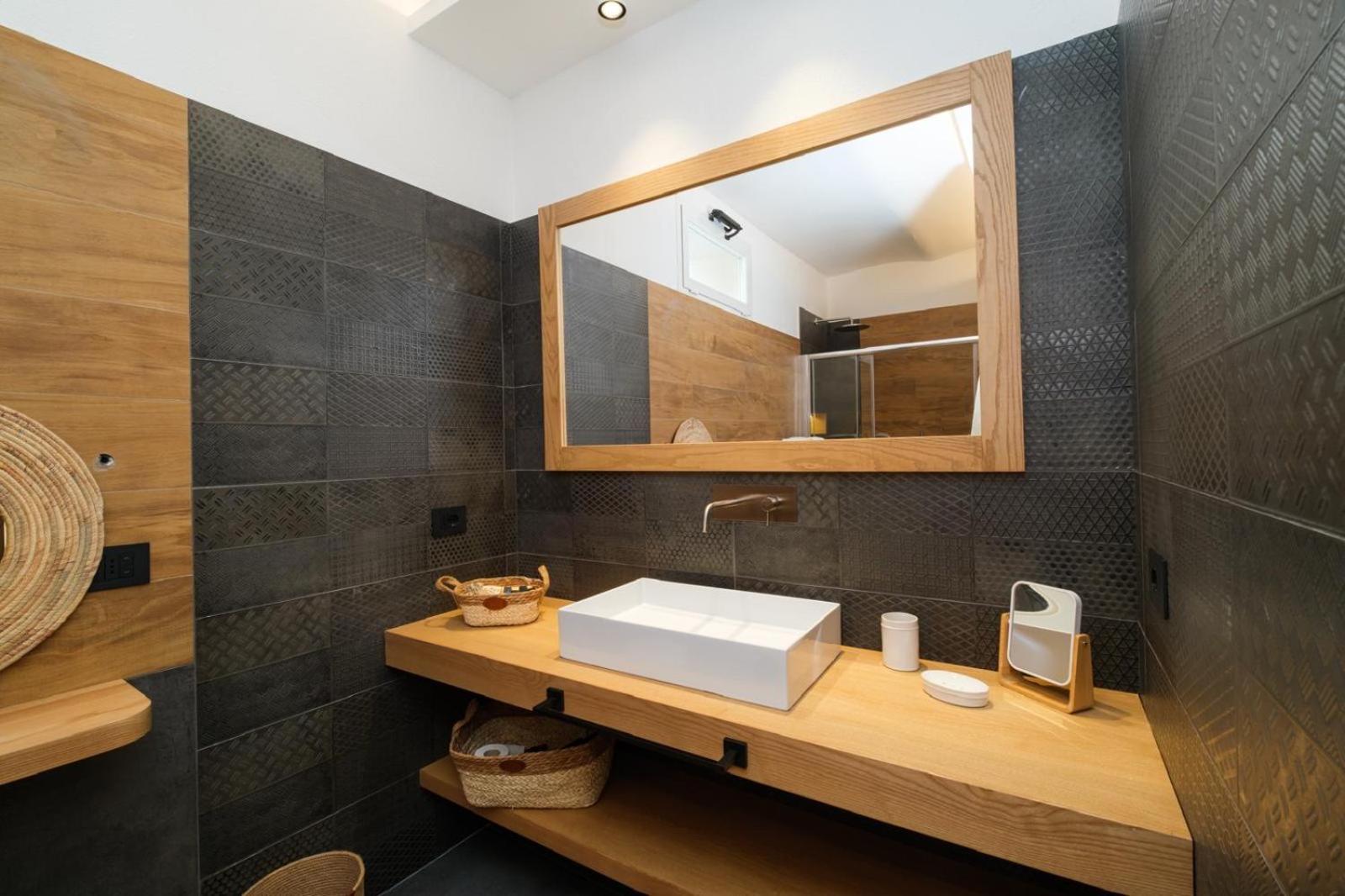 In Centro Da Carlotta Hotel Олбия Екстериор снимка