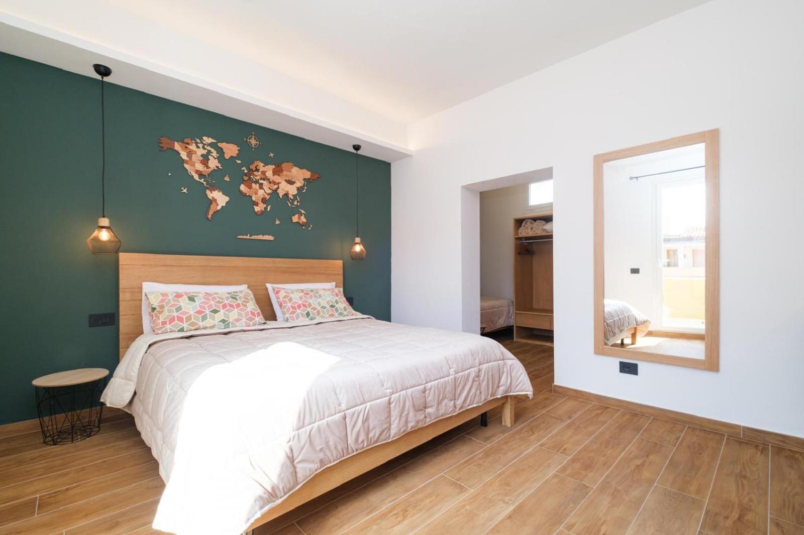 In Centro Da Carlotta Hotel Олбия Екстериор снимка